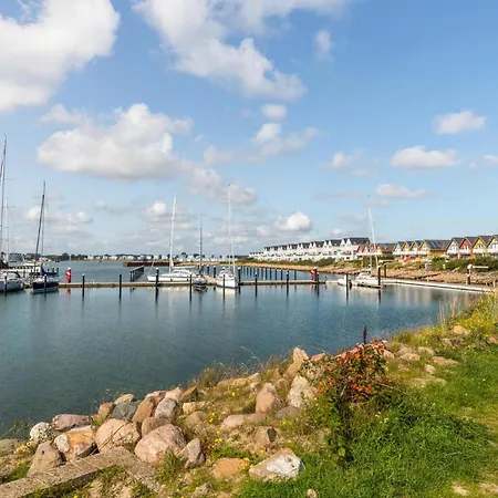 Gorgeous In Ostseeresort With Sauna Feriehus